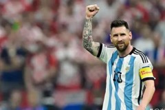 皇马头牌与阿隆索冲突升级：头牌怒摔水瓶，离队传闻四起